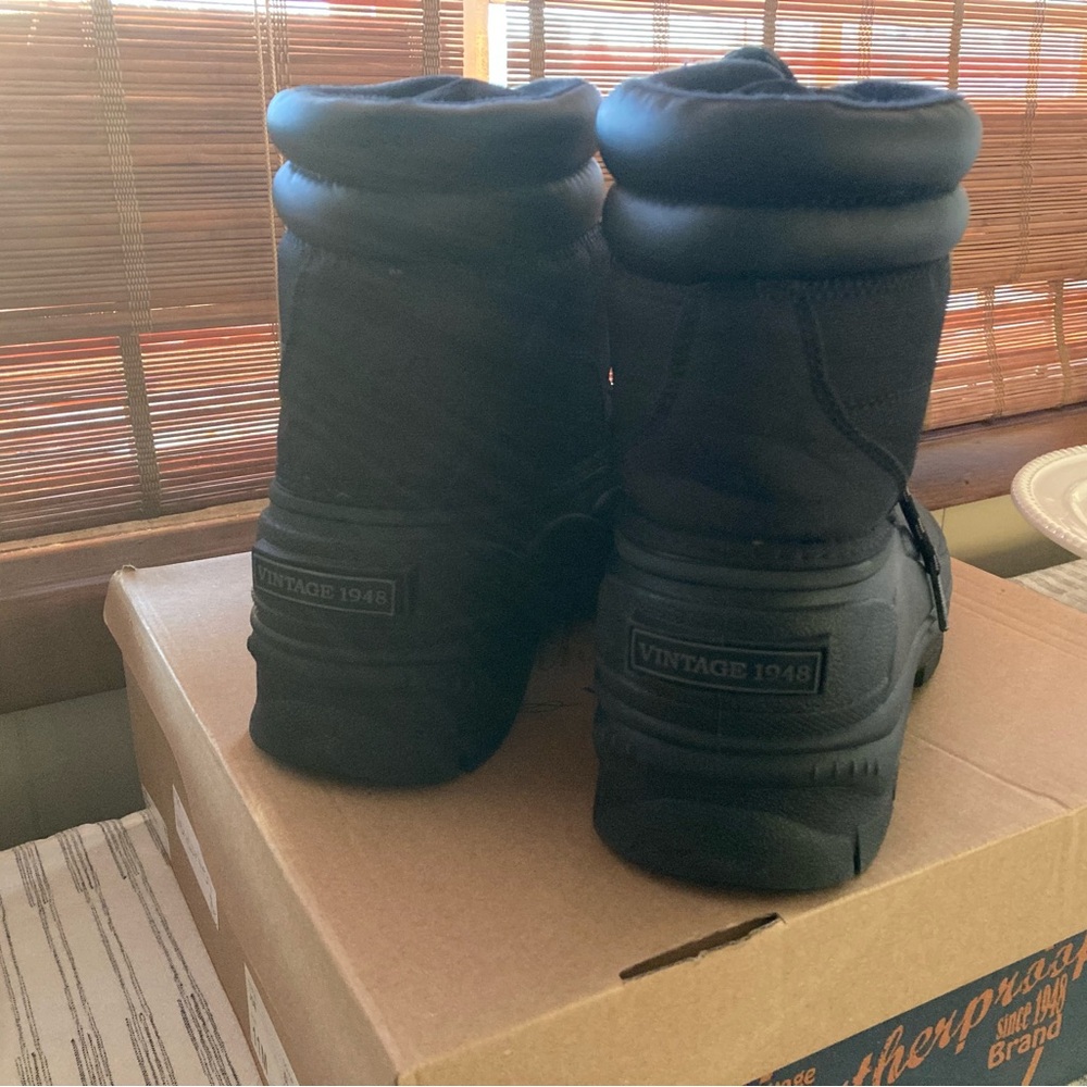 Original Weatherproof  Black Rain & Snow Boots with Durable Sole - Picture 4 of 4
